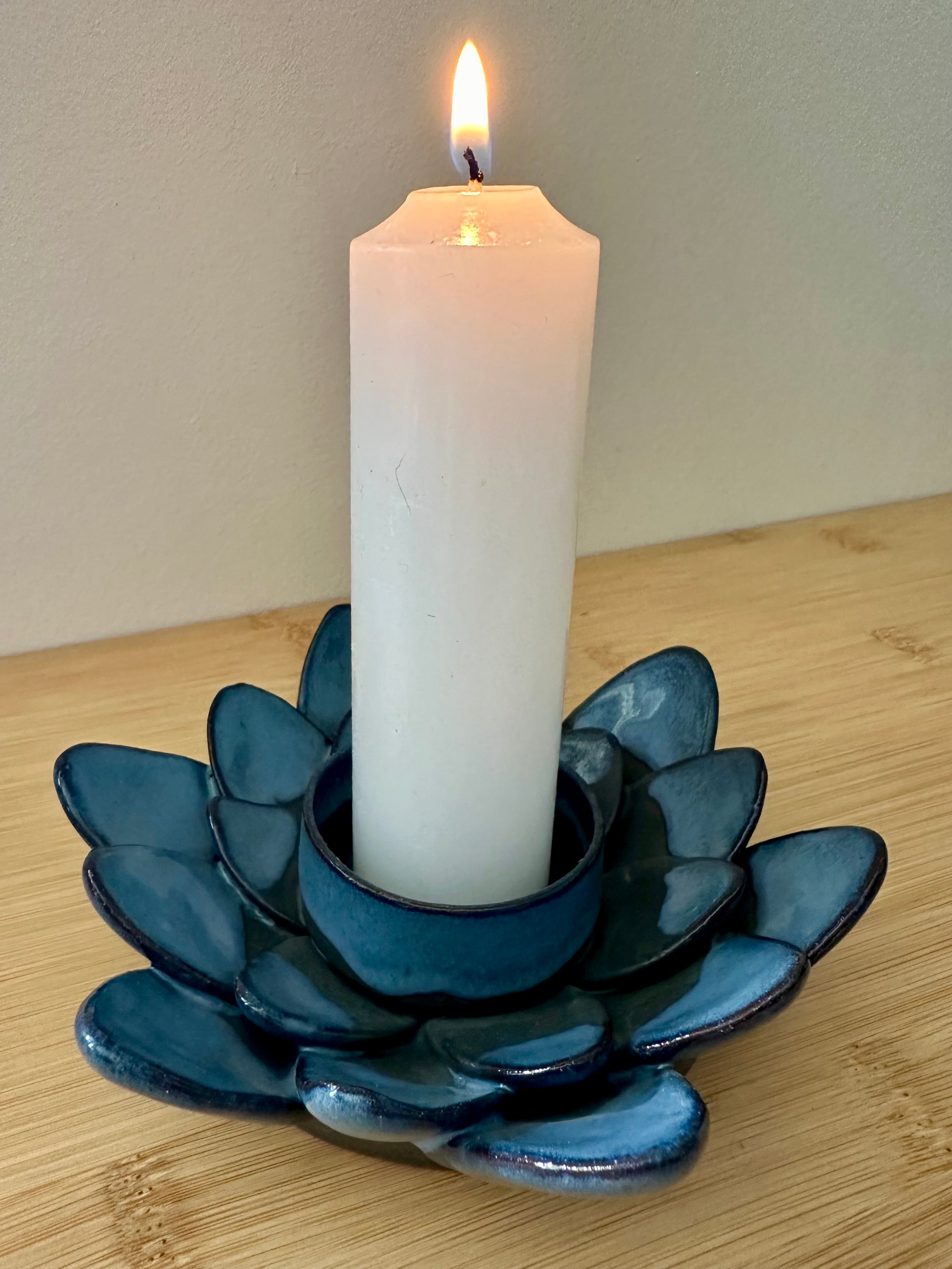 Candle Holder Lotus Flower (Ceramic)